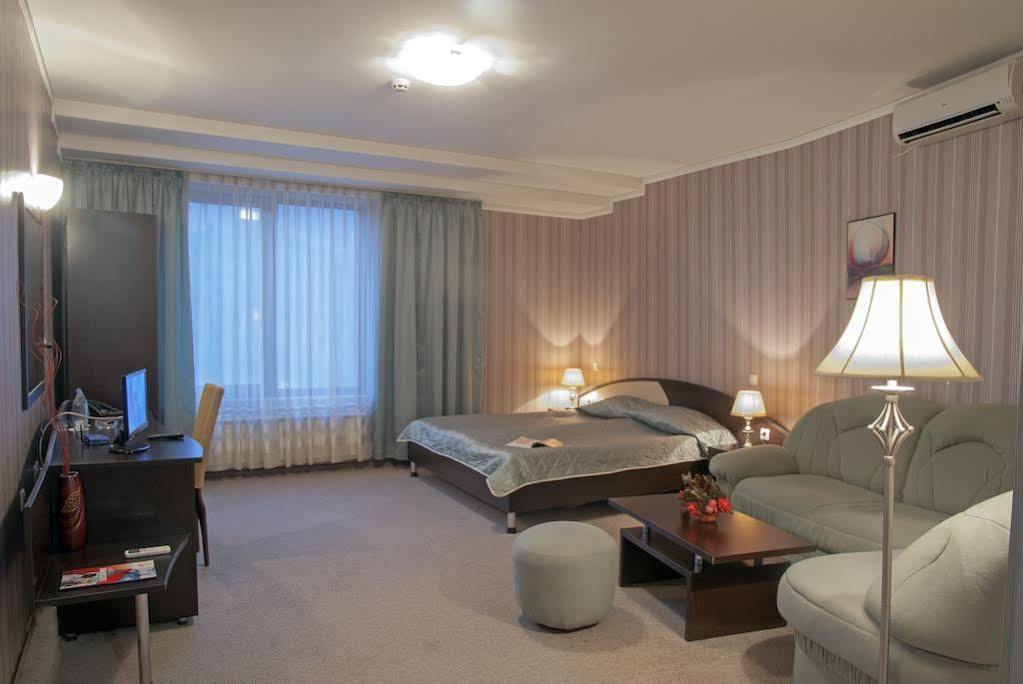 Luxor Hotel Smolyan Buitenkant foto